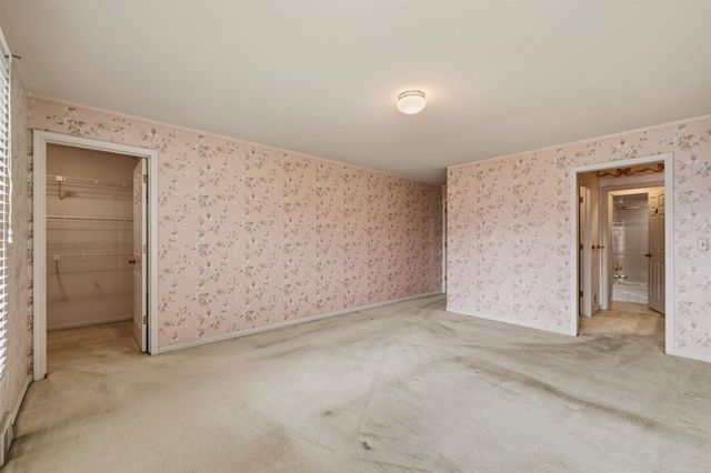 172 Windwood Pointe Avenue, St Clair Shores, MI 48080