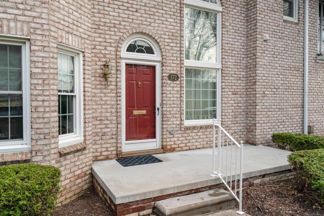 172 Windwood Pointe Avenue, St Clair Shores, MI 48080
