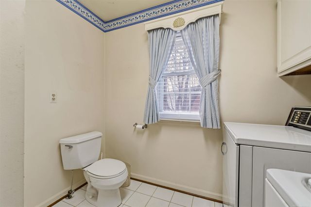 172 Windwood Pointe Avenue, St Clair Shores, MI 48080