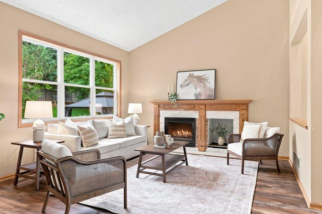17993 89th Place N, Maple Grove, MN 55311