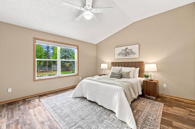 17993 89th Place N, Maple Grove, MN 55311