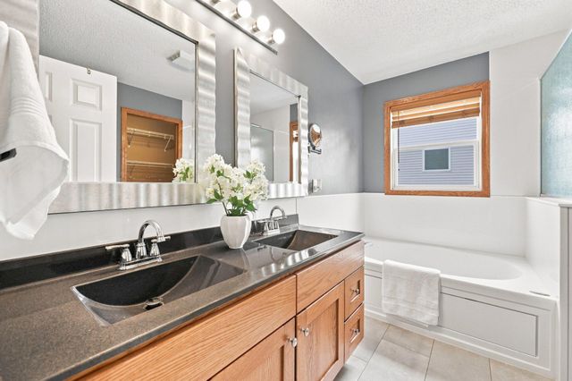 17993 89th Place N, Maple Grove, MN 55311