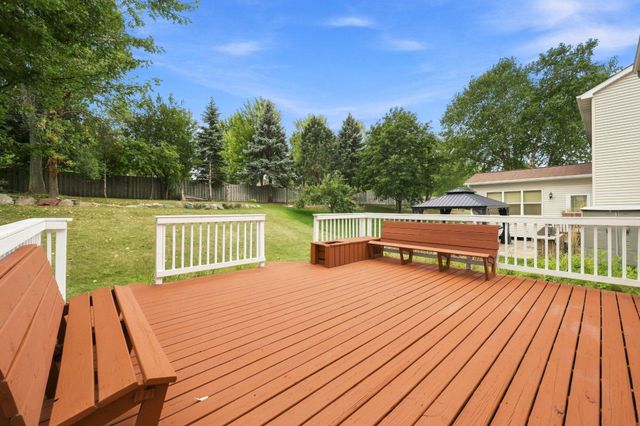 17993 89th Place N, Maple Grove, MN 55311