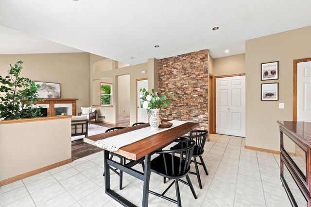 17993 89th Place N, Maple Grove, MN 55311