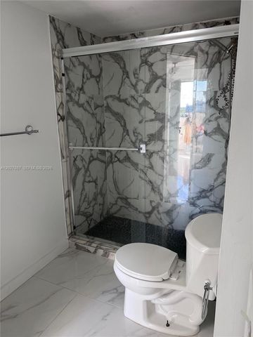 3545 NE 166th St 1004, North Miami Beach, FL 33160