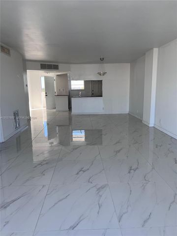 3545 NE 166th St 1004, North Miami Beach, FL 33160