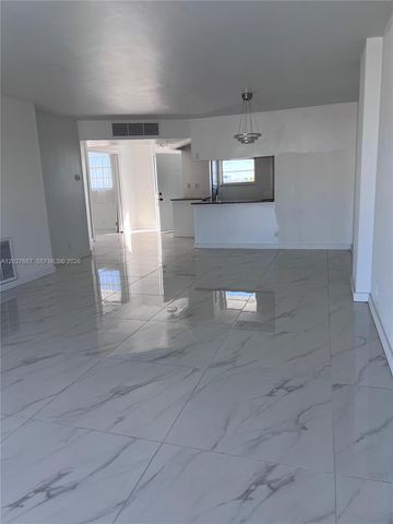 3545 NE 166th St 1004, North Miami Beach, FL 33160