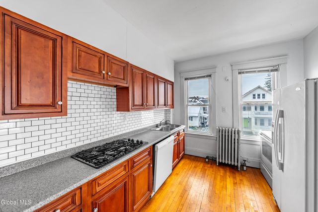 23 N Lake Avenue, Troy, NY 12180