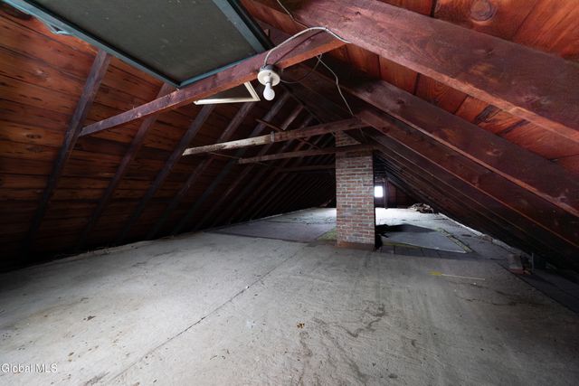 23 N Lake Avenue, Troy, NY 12180