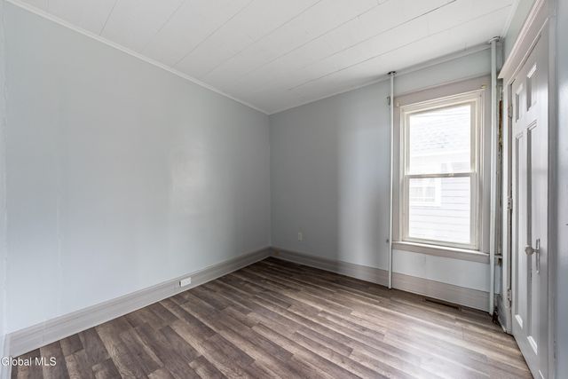 23 N Lake Avenue, Troy, NY 12180