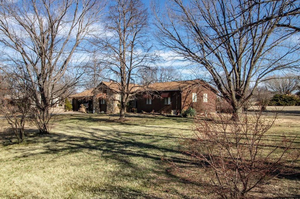 1934 S 125th East, Wichita, KS 67207