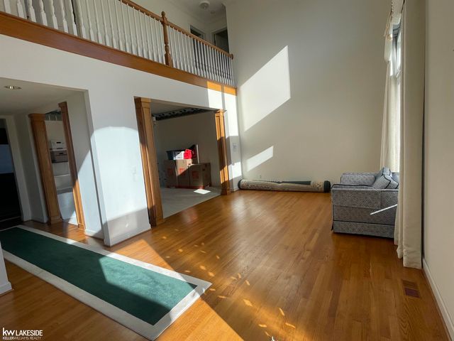 48470 Montelepre Drive, Shelby Twp, MI 48315