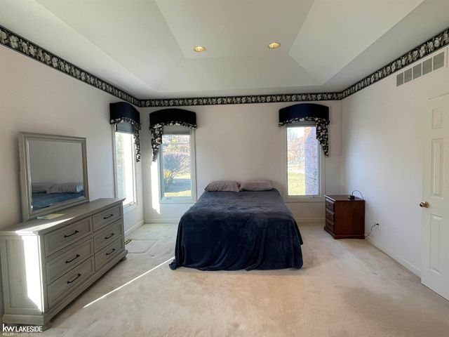 48470 Montelepre Drive, Shelby Twp, MI 48315