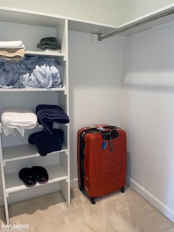 48470 Montelepre Drive, Shelby Twp, MI 48315