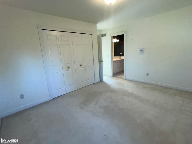 48470 Montelepre Drive, Shelby Twp, MI 48315