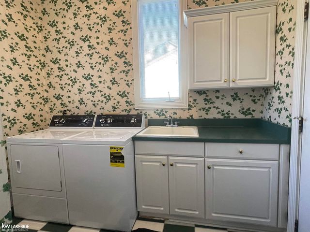 48470 Montelepre Drive, Shelby Twp, MI 48315