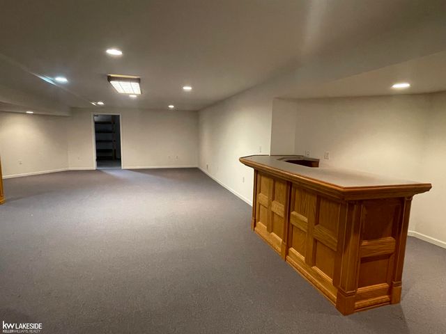 48470 Montelepre Drive, Shelby Twp, MI 48315