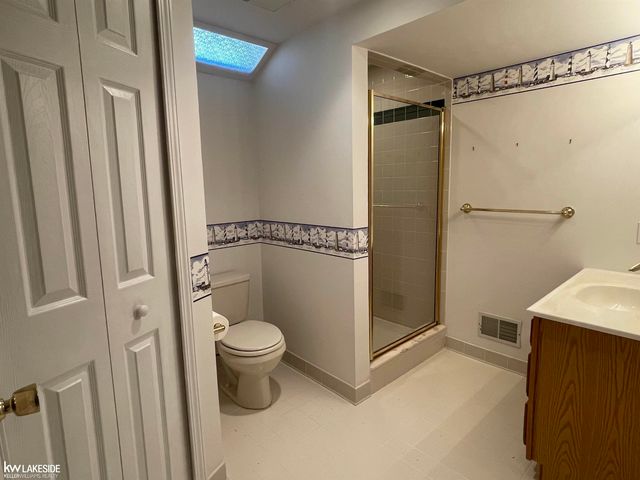 48470 Montelepre Drive, Shelby Twp, MI 48315