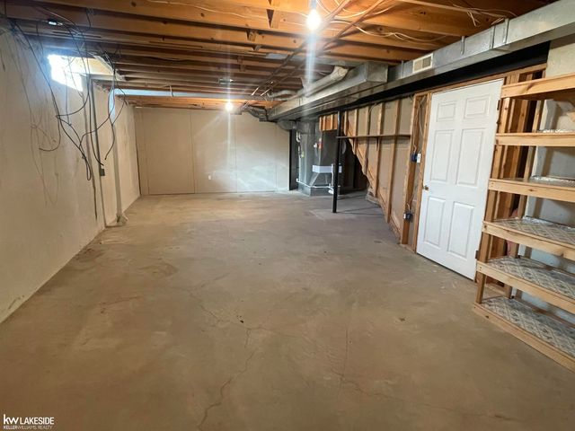 48470 Montelepre Drive, Shelby Twp, MI 48315