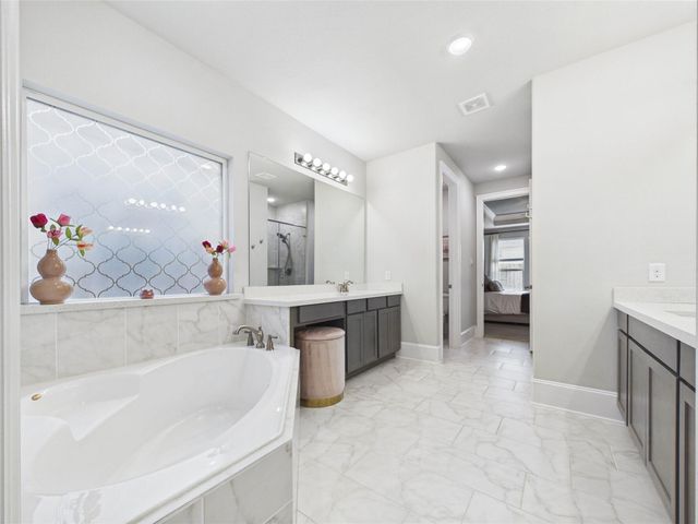 12535 Tamaron Drive N, Texas City, TX 77568