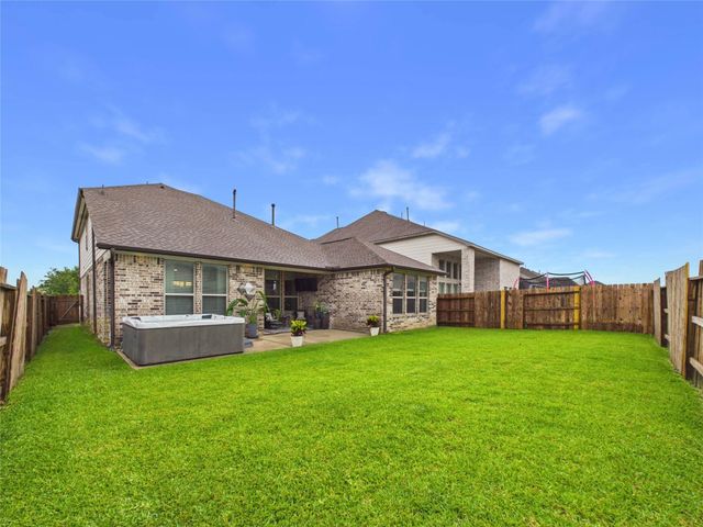 12535 Tamaron Drive N, Texas City, TX 77568