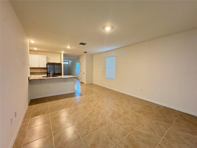 1180 CASCADES AVENUE, Davenport, FL 33837