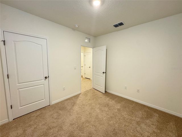 1180 CASCADES AVENUE, Davenport, FL 33837