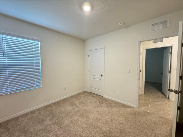 1180 CASCADES AVENUE, Davenport, FL 33837