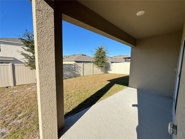 1180 CASCADES AVENUE, Davenport, FL 33837