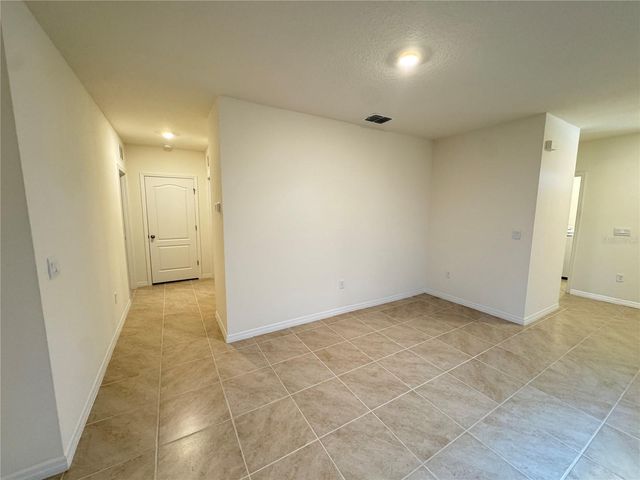 1180 CASCADES AVENUE, Davenport, FL 33837