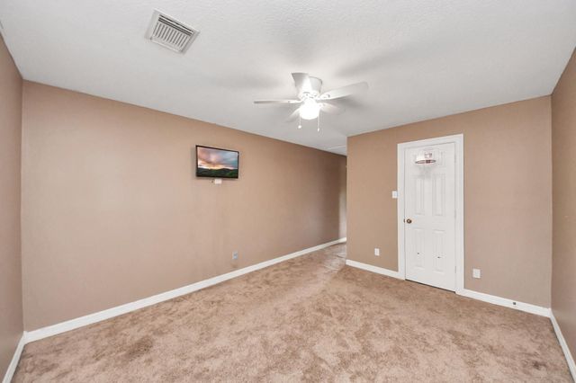 2015 Pecan Trail Drive, Richmond, TX 77406