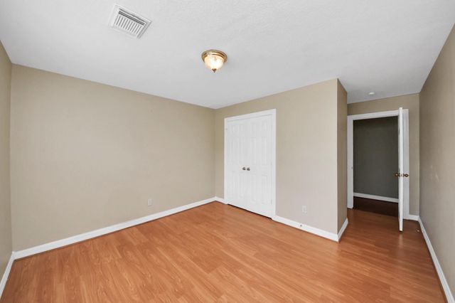 2015 Pecan Trail Drive, Richmond, TX 77406