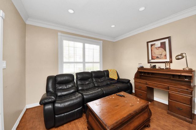 2015 Pecan Trail Drive, Richmond, TX 77406