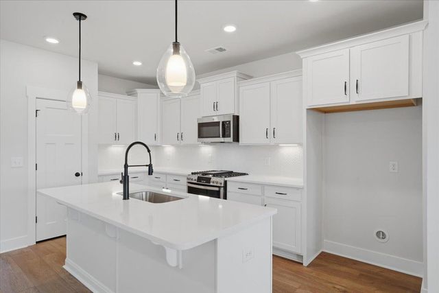 457 Amaryllis Lane, Woodruff, SC 29388