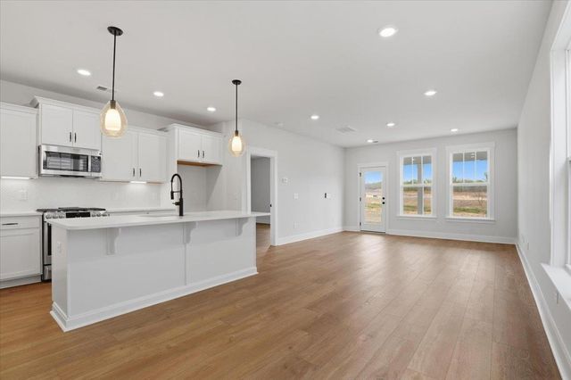457 Amaryllis Lane, Woodruff, SC 29388