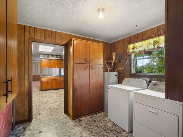 4450 Camp Baker Rd, Leesville, LA 71446