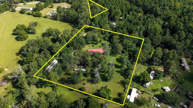 4450 Camp Baker Rd, Leesville, LA 71446