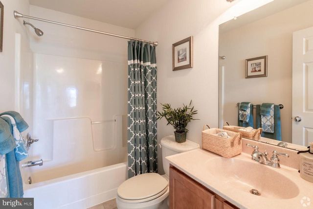 516 CHERRYWOOD COURT, Perkasie, PA 18944