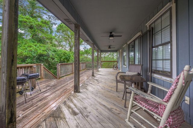 6913 Sea Shark Circle, Navarre, FL 32566