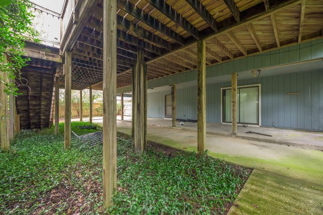 6913 Sea Shark Circle, Navarre, FL 32566