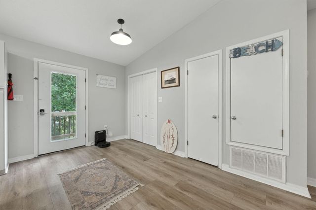 6913 Sea Shark Circle, Navarre, FL 32566