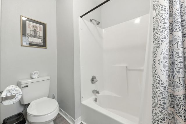 6913 Sea Shark Circle, Navarre, FL 32566