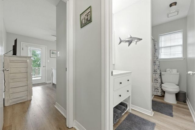 6913 Sea Shark Circle, Navarre, FL 32566