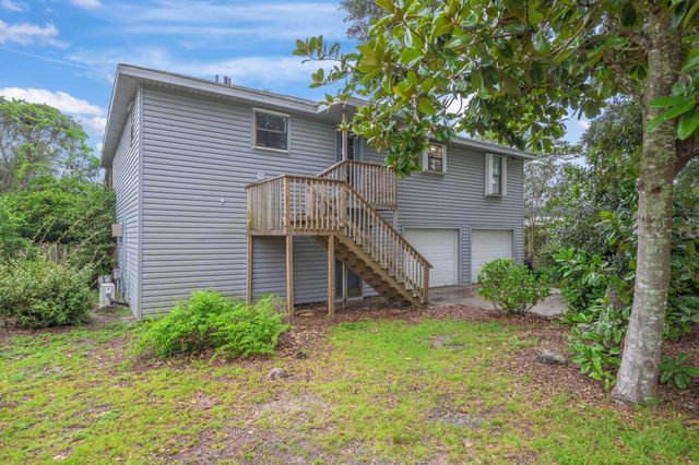 6913 Sea Shark Circle, Navarre, FL 32566