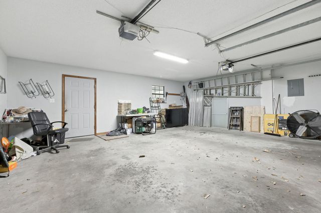 6913 Sea Shark Circle, Navarre, FL 32566