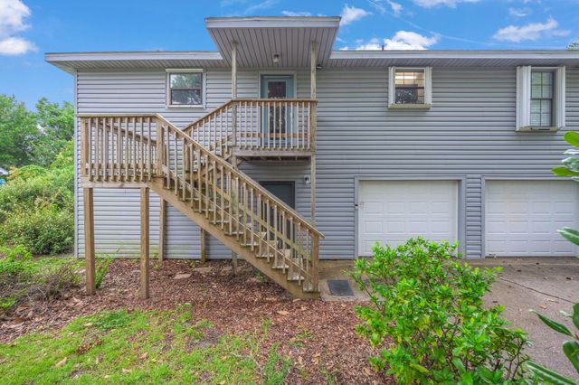 6913 Sea Shark Circle, Navarre, FL 32566