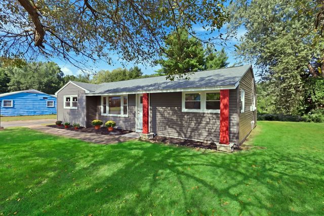 243 Shady Brook Ln, Springfield, MA 01118