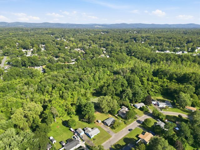 243 Shady Brook Ln, Springfield, MA 01118