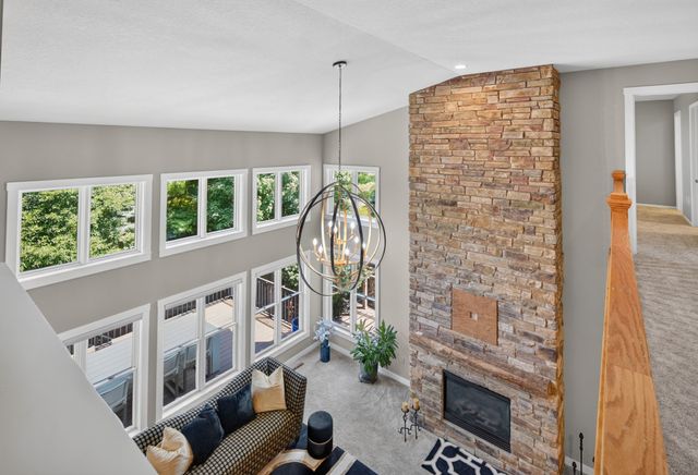 15115 Goodman Drive, Urbandale, IA 50323