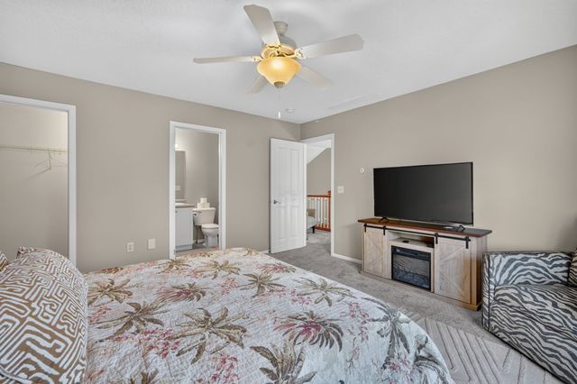 15115 Goodman Drive, Urbandale, IA 50323